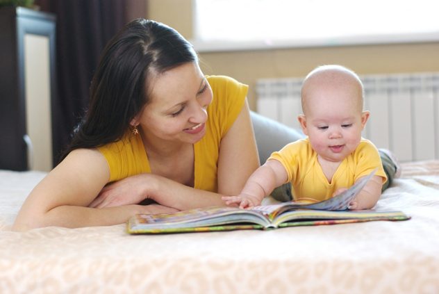 лучшие первые книги для детей до года